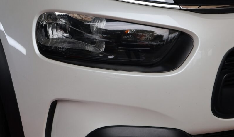 
								CITROËN C4 CACTUS SHINE TURBO AT 1.6 full									