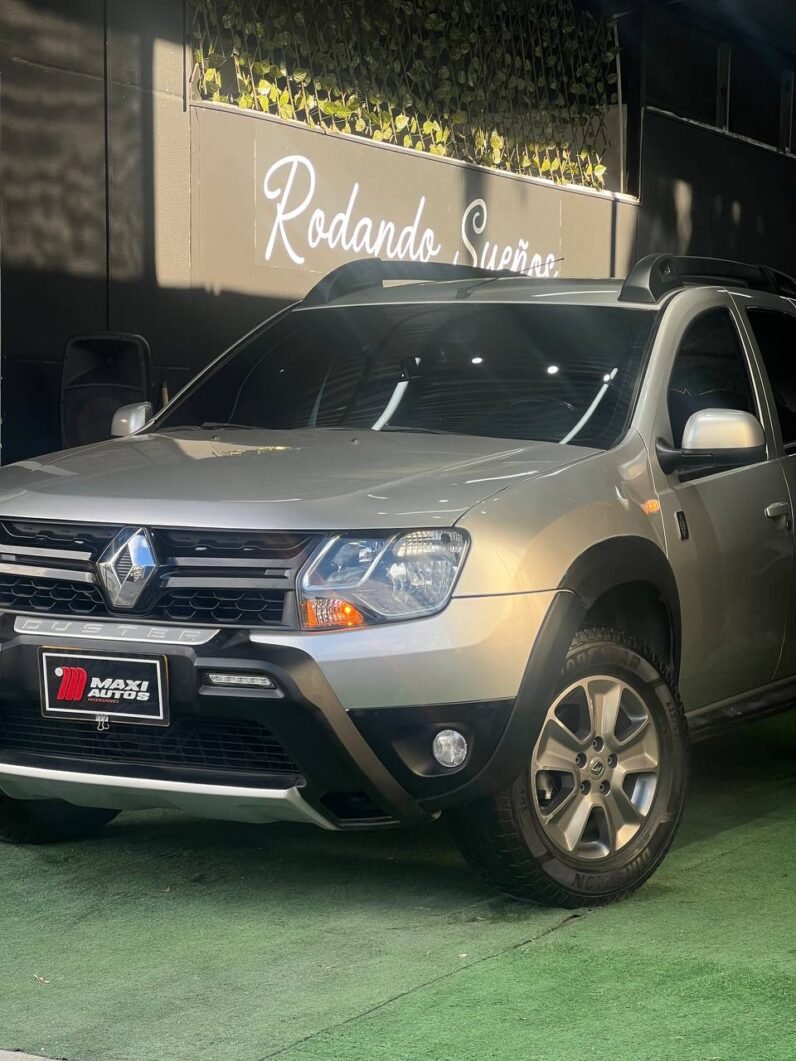 
								RENAULT DUSTER DYNAMIQUE 4X4 MT 2.0 full									