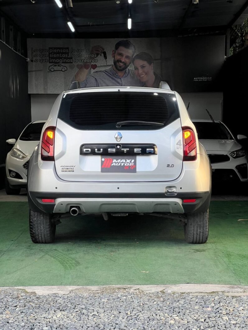 
								RENAULT DUSTER DYNAMIQUE 4X4 MT 2.0 full									