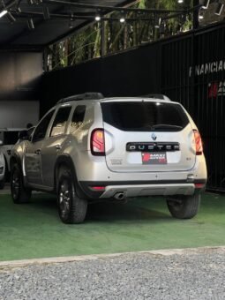 
										RENAULT DUSTER DYNAMIQUE 4X4 MT 2.0 full									