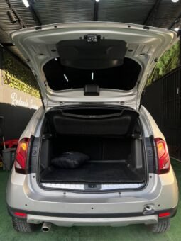 
										RENAULT DUSTER DYNAMIQUE 4X4 MT 2.0 full									