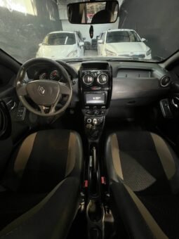 
										RENAULT DUSTER DYNAMIQUE 4X4 MT 2.0 full									