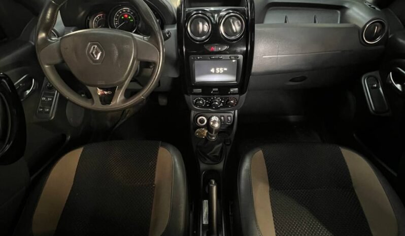 
								RENAULT DUSTER DYNAMIQUE 4X4 MT 2.0 full									