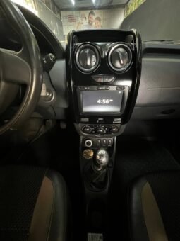 
										RENAULT DUSTER DYNAMIQUE 4X4 MT 2.0 full									