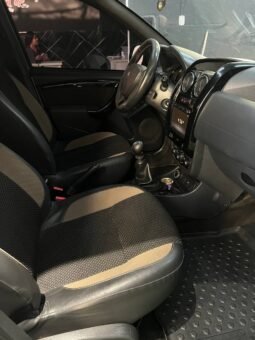 
										RENAULT DUSTER DYNAMIQUE 4X4 MT 2.0 full									