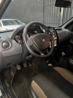 
										RENAULT DUSTER DYNAMIQUE 4X4 MT 2.0 full									