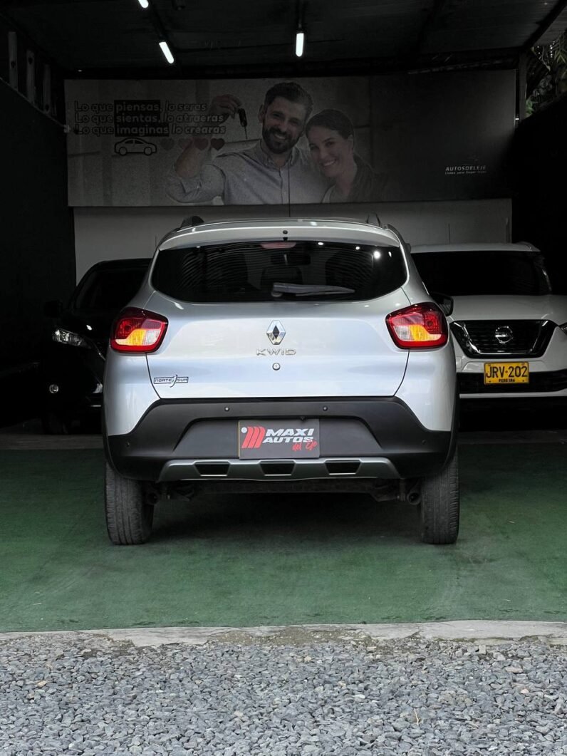 
								RENAULT KWID OUTSIDER MT 1.0 full									