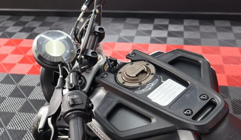 
								HUSQVARNA SVARTPILEN 200 MT full									