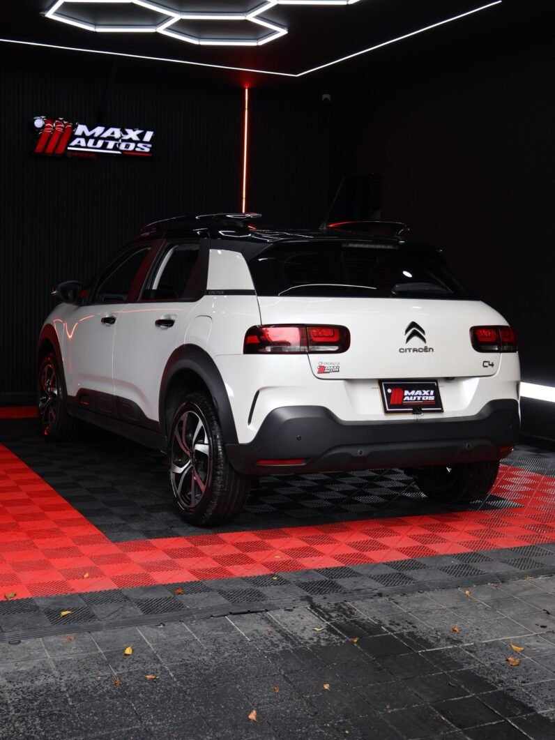 
								CITROËN C4 CACTUS SHINE TURBO AT 1.6 full									