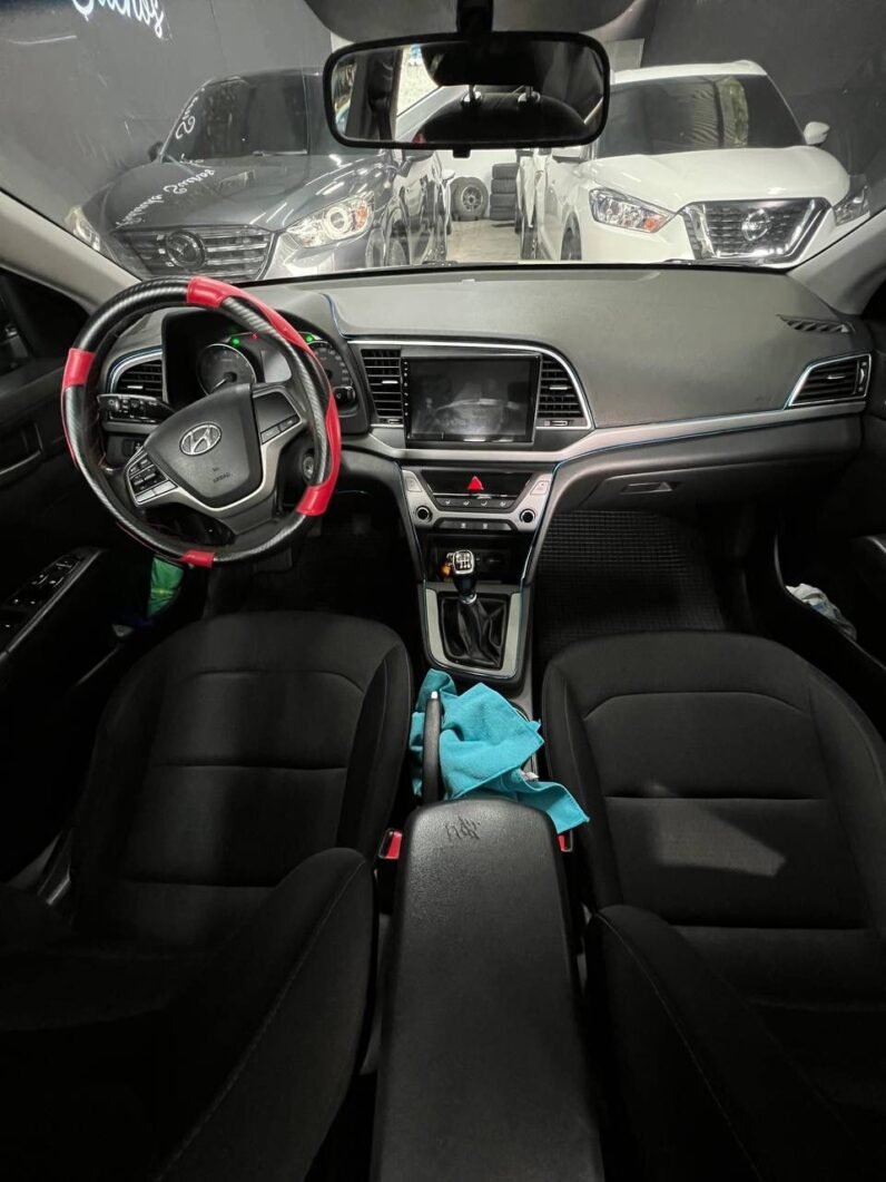 
								HYUNDAI NEW ELANTRA MT 1.6 full									