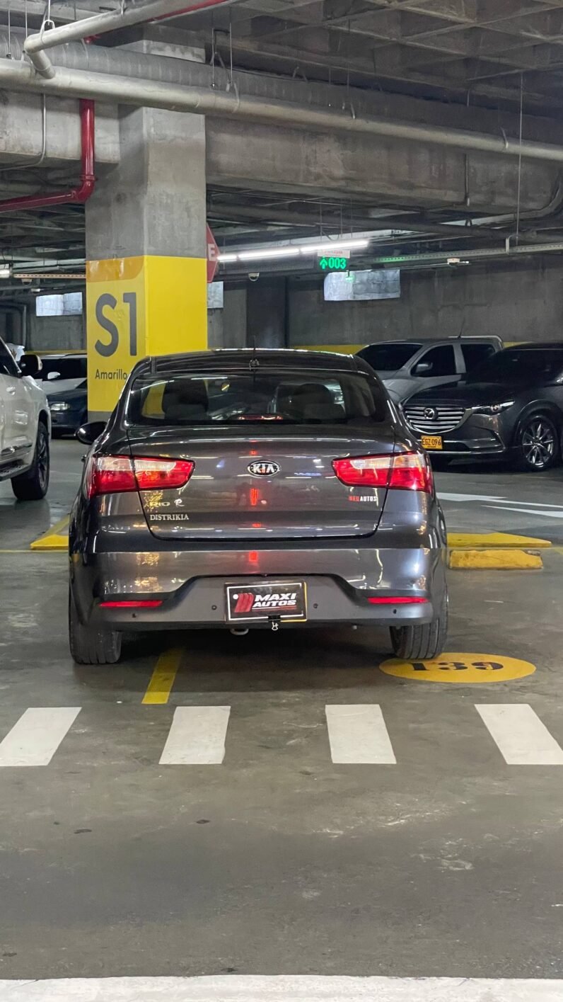 
								KIA RIO UB EX 1.25 SEDAN MT full									