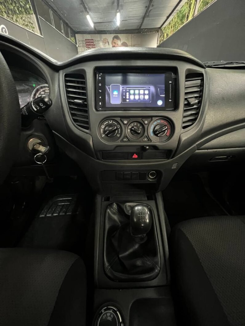 
								MITSUBISHI SPORTERO L200 MT 4X4 DIESEL full									