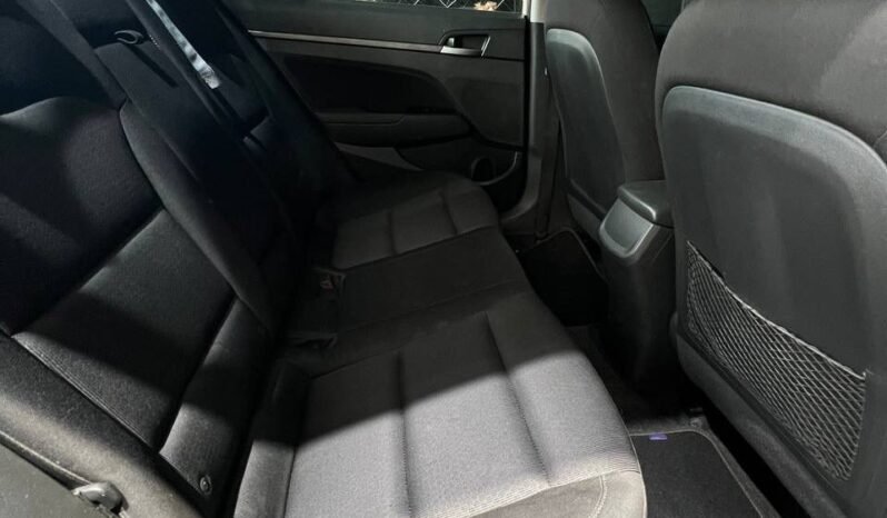 
								HYUNDAI NEW ELANTRA MT 1.6 full									