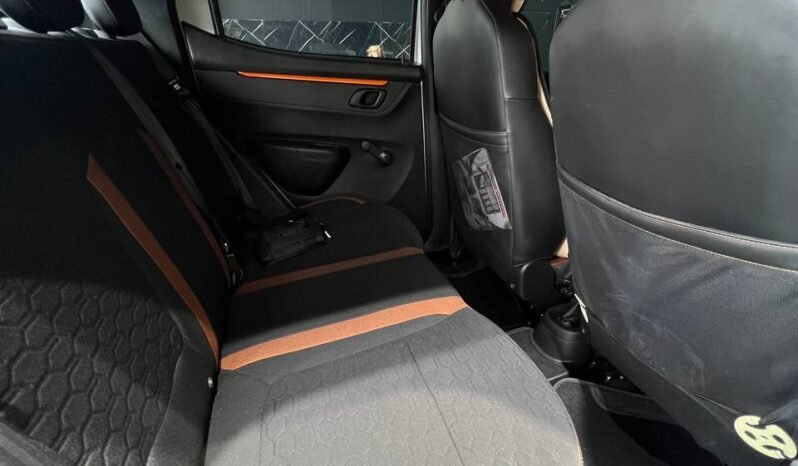 
								RENAULT KWID OUTSIDER MT 1.0 full									