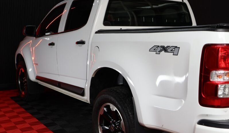 
								CHEVROLET COLORADO LT MT 4X4 2.8 DIESEL full									