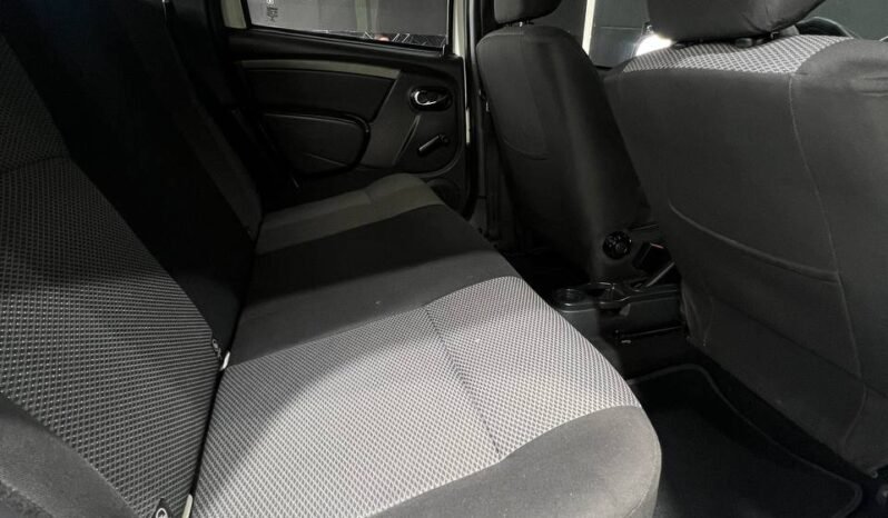 
								RENAULT DUSTER EXPRESSION MT 1.6 4X2 full									