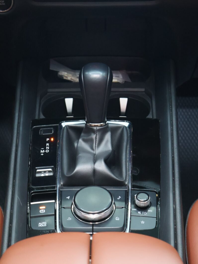 
								MAZDA CX-50 2.5L GRAND TOURING LX AT 4X4 full									