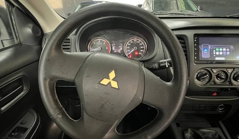 
								MITSUBISHI SPORTERO L200 MT 4X4 DIESEL full									