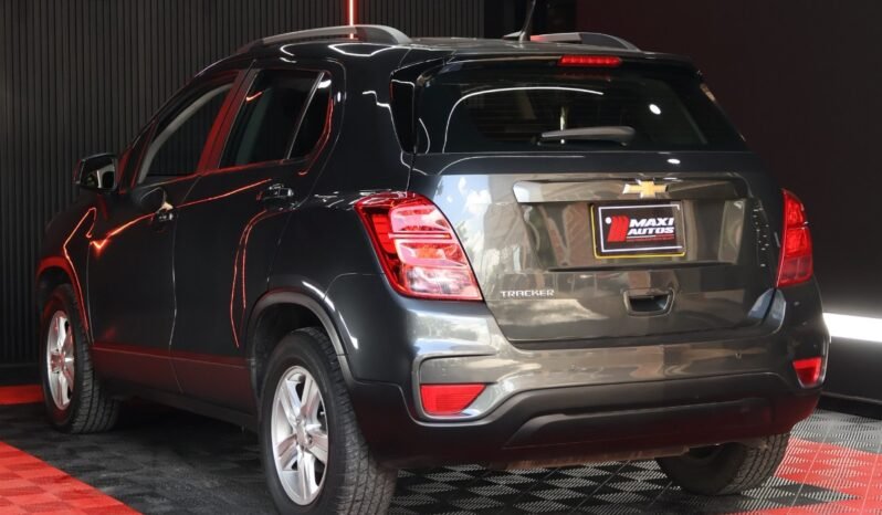 
								CHEVROLET TRACKER LS MT 1.8 4X2 full									