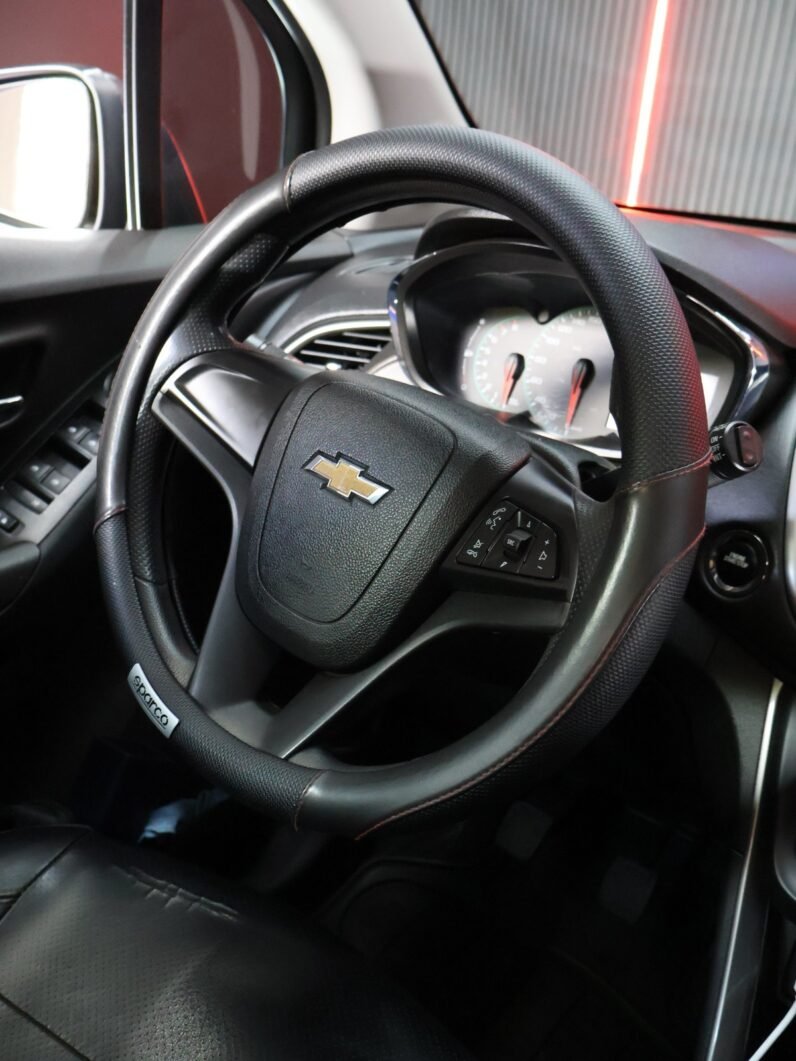 
								CHEVROLET TRACKER LS MT 1.8 4X2 full									