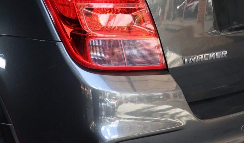 
								CHEVROLET TRACKER LS MT 1.8 4X2 full									