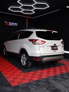 FORD ESCAPE SE AT 4X4
