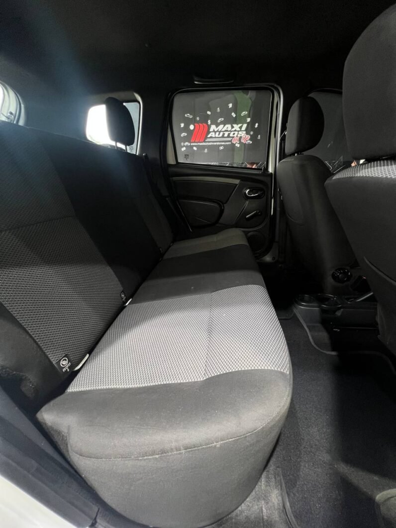 
								RENAULT DUSTER EXPRESSION MT 1.6 4X2 full									