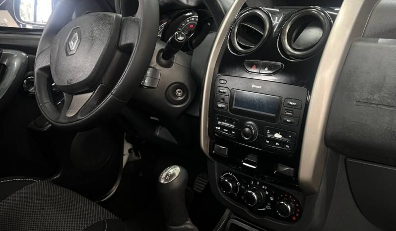 
								RENAULT DUSTER EXPRESSION MT 1.6 4X2 full									