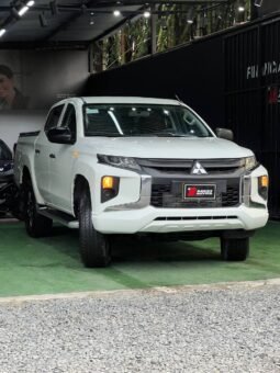 MITSUBISHI SPORTERO L200 MT 4X4 DIESEL