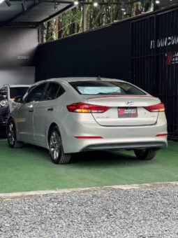 
										HYUNDAI NEW ELANTRA MT 1.6 full									