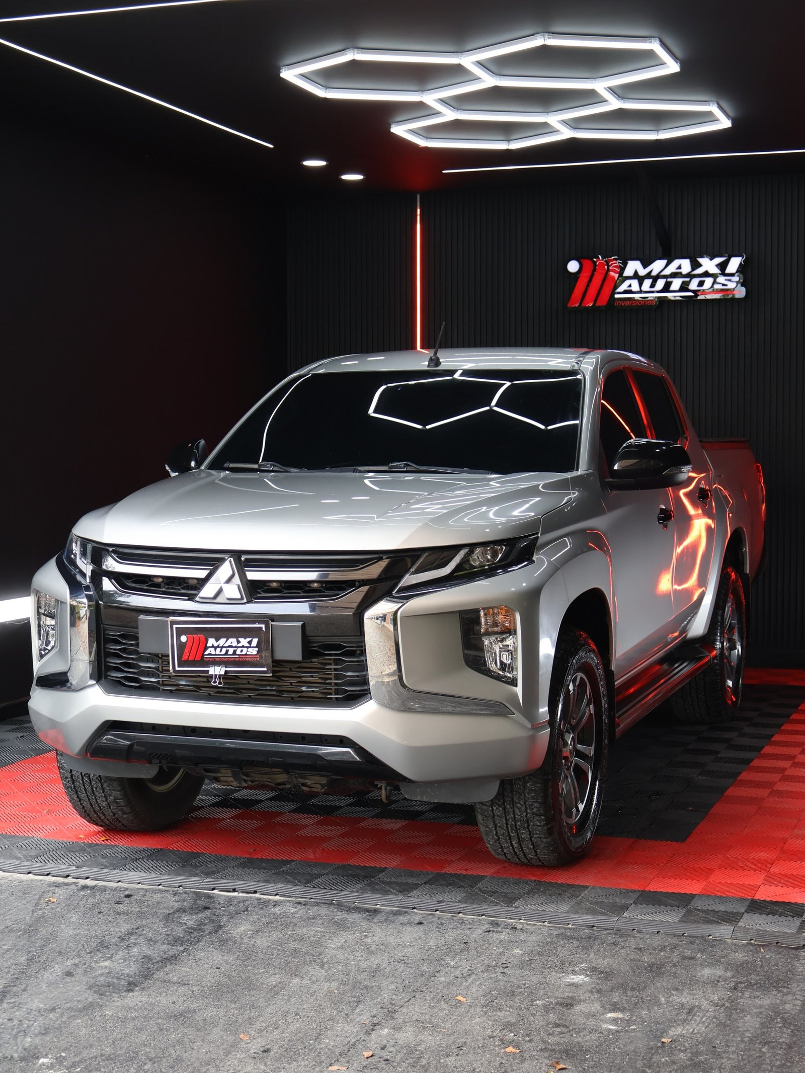 MITSUBISHI L 200 TRITON DIESEL AUT 4X4