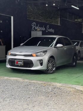 KIA RIO VIBRANT 1.4 AT HB