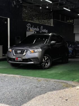 NISSAN KICKS SENSE 1.6L MT