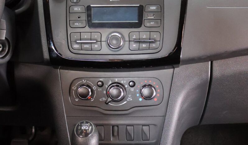 
								RENAULT LOGAN LIFE MT 1.6 SD full									