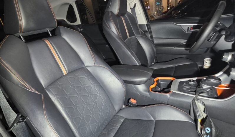 
								TOYOTA RAV4 IMPERIAL 2.4L AT 4×4 full									