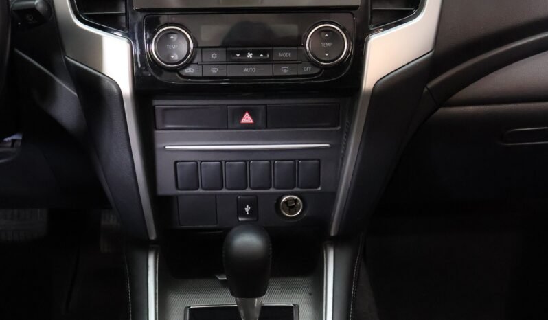 
								MITSUBISHI L 200 TRITON DIESEL AUT 4X4 full									