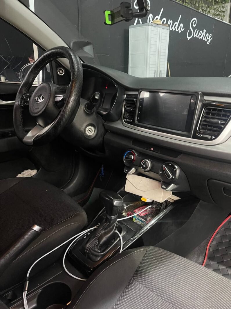 
								KIA RIO VIBRANT 1.4 AT HB full									