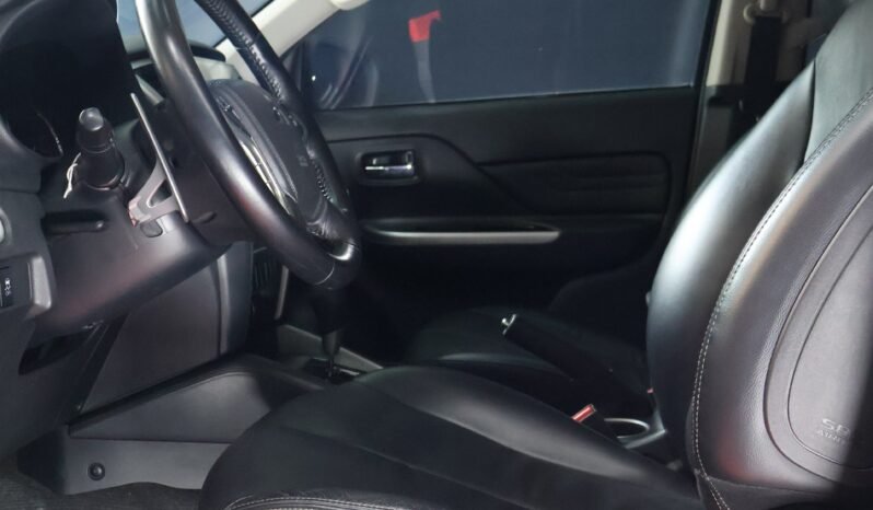 
								MITSUBISHI L 200 TRITON DIESEL AUT 4X4 full									