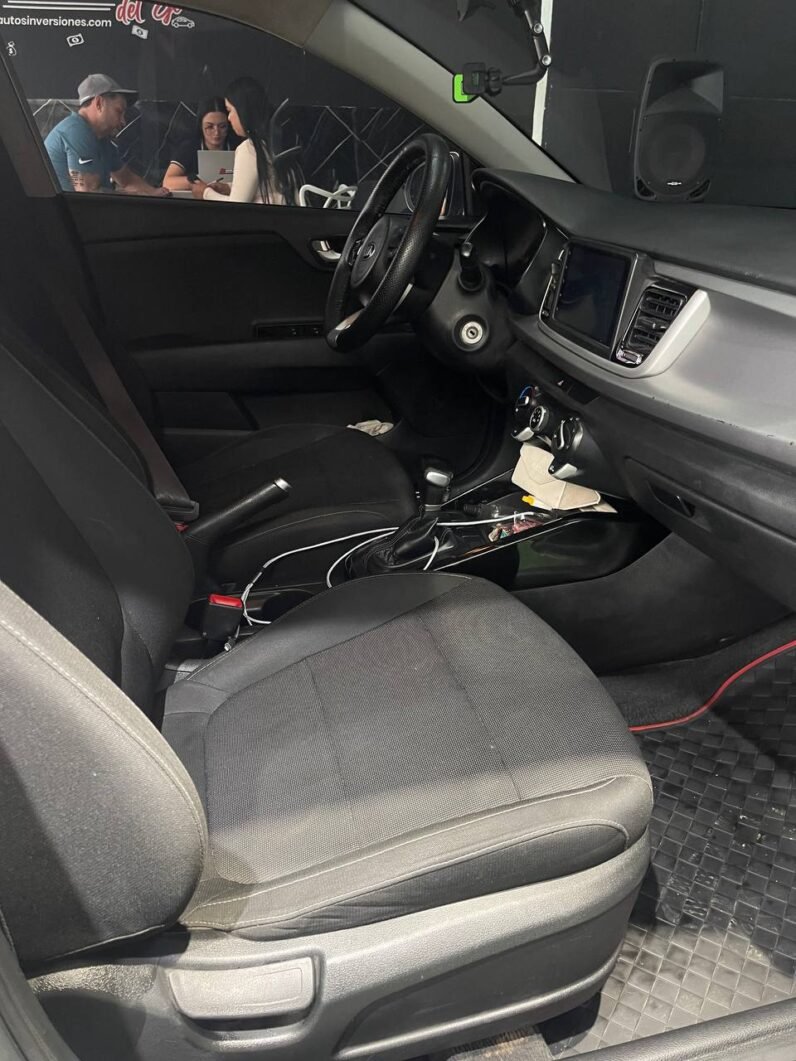 
								KIA RIO VIBRANT 1.4 AT HB full									