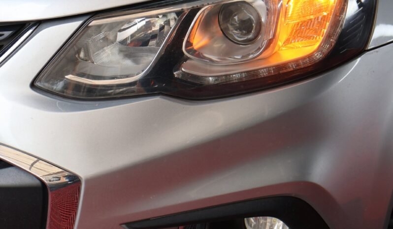 
								CHEVROLET SONIC LT HB MT 1.6 full									