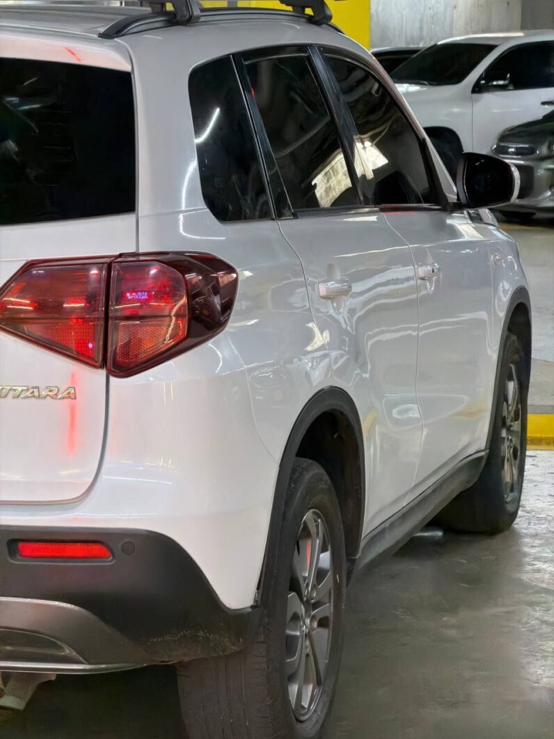 
								SUZUKI VITARA GL AT 1600CC 2AB ABS 4X2 AA full									