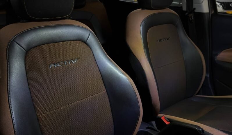 
								CHEVROLET ONIX ACTIVE 1.4 MT full									