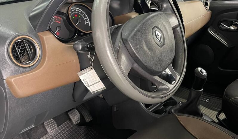 
								RENAULT DUSTER DYNAMIQUE 1.6 MT 4X2 full									