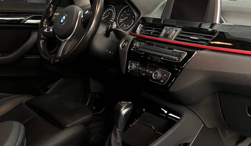 
								BMW  X1 SDRIVE 20I AT 2.0L full									