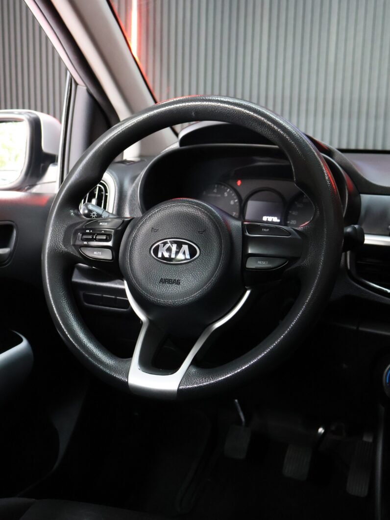 
								KIA PICANTO VIBRANT MT 1.250 full									