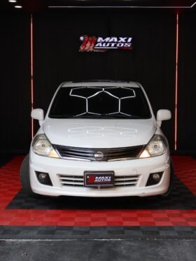 NISSAN TIIDA PREMIER HB MT