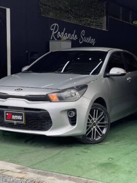 KIA RIO VIBRANT 1.4 AT HB