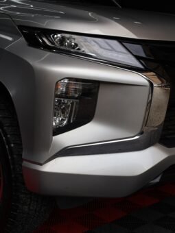 
										MITSUBISHI L 200 TRITON DIESEL AUT 4X4 full									