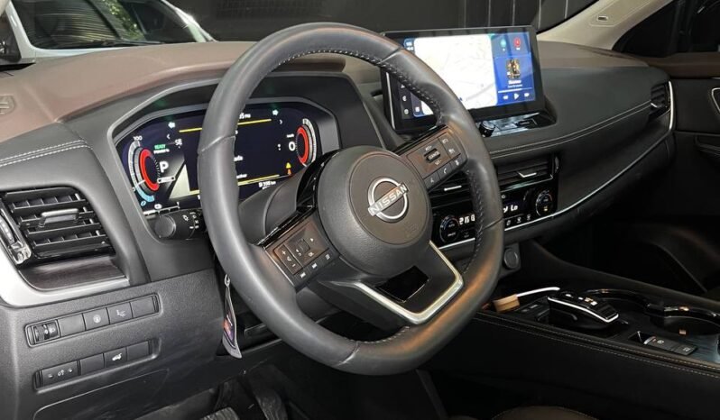 
								NISSAN X-TRAIL E-POWER EXCLUSIVE E-4ORCE full									