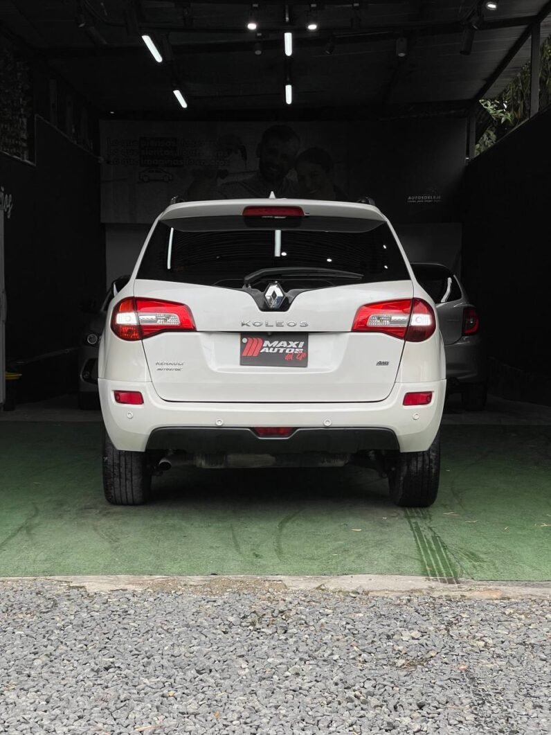 
								RENAULT KOLEOS SPORTWAY AT 4X4 2.5 full									